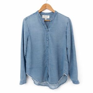 Cloth & Stone Anthropologie Tencel Chambray Button Down Top Sz M Raw Frayed Hem